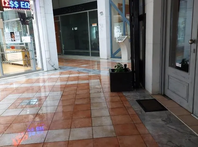 Plazaverrosa6Room